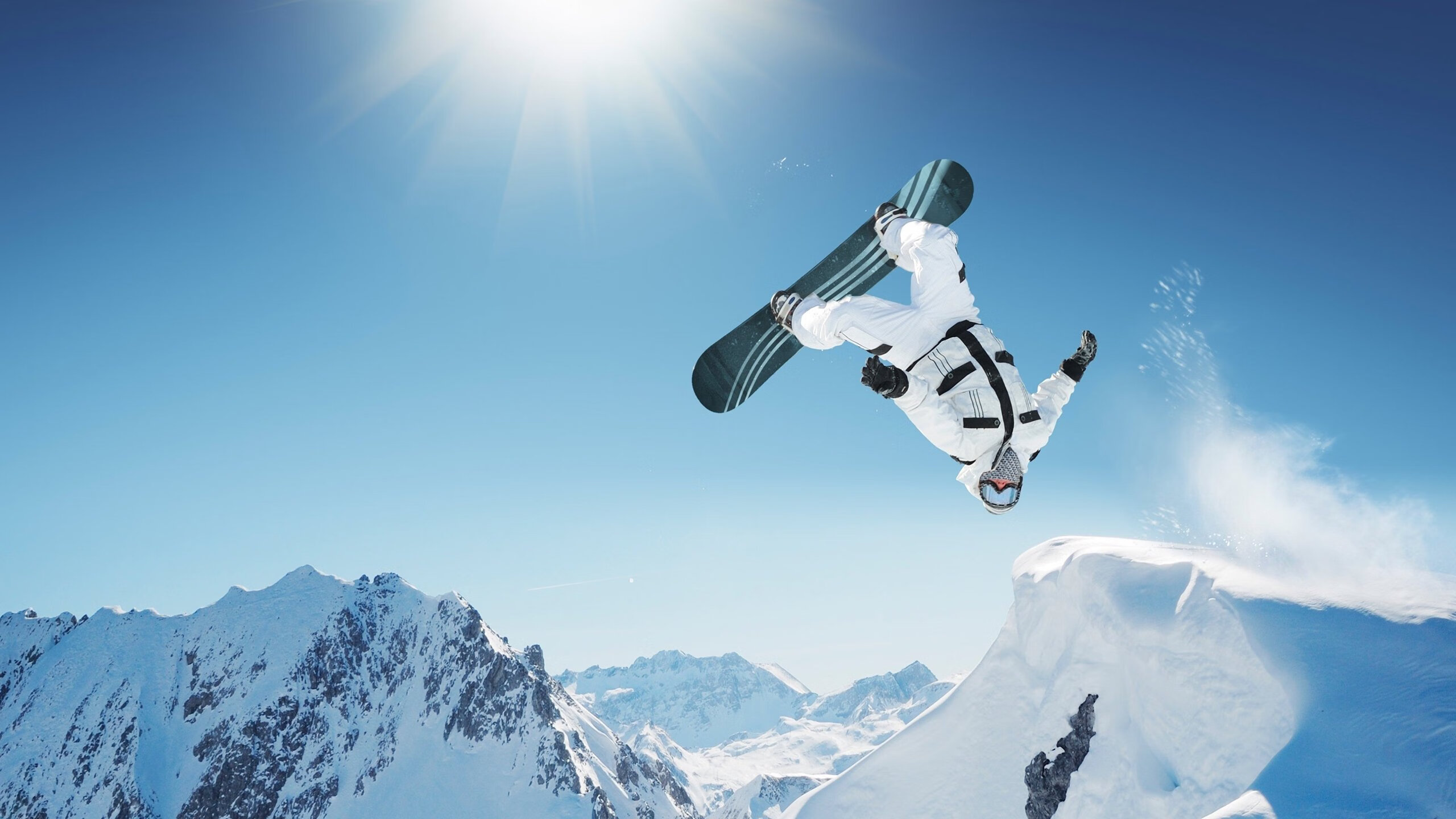 开云体育下载官网-赛季最佳：欧冠最精彩十大场面回顾，欧冠最经典的比赛