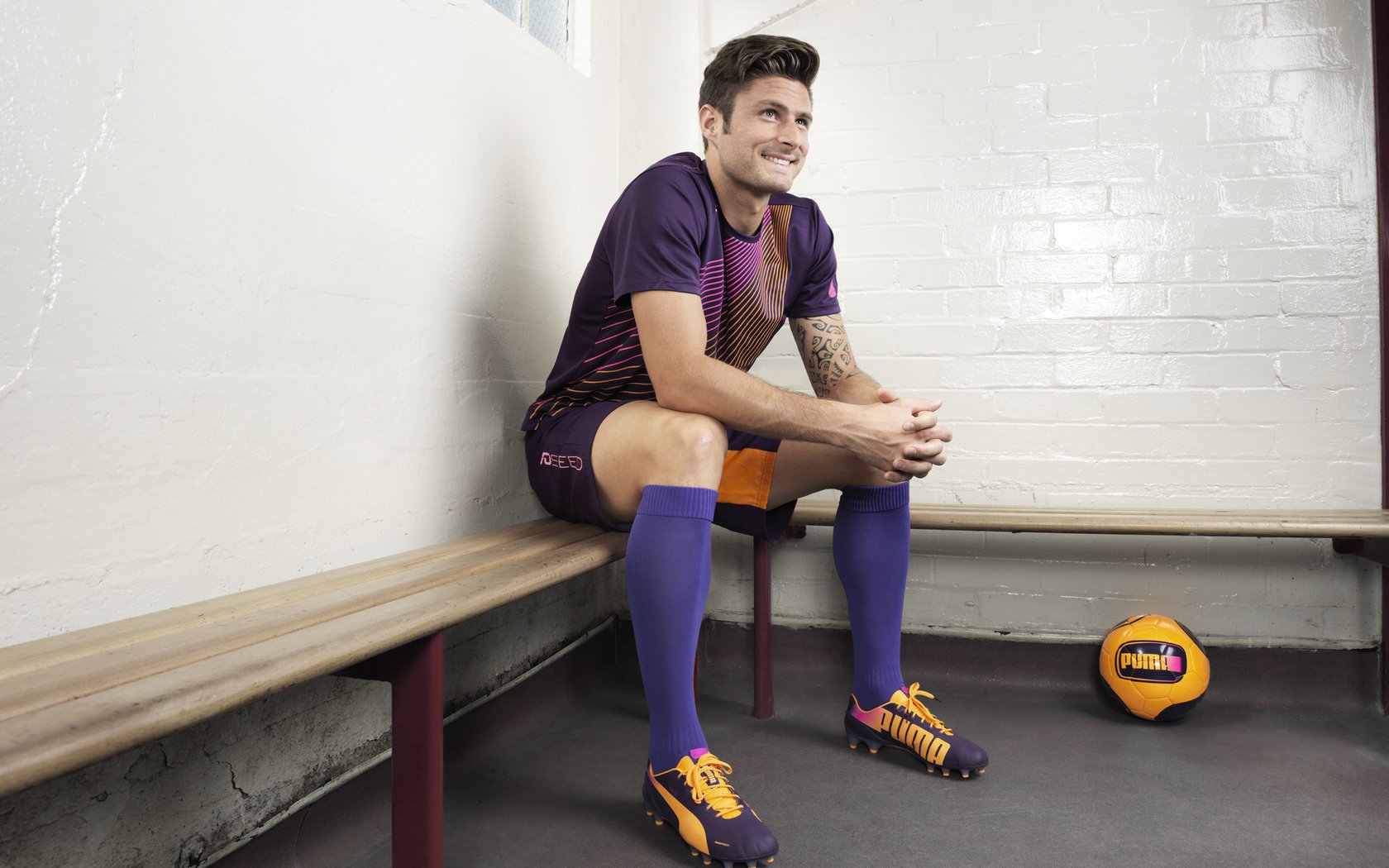 开云体育登录网站入口-青训专家首次国际交流，学习先进技战术经验，著名青训营