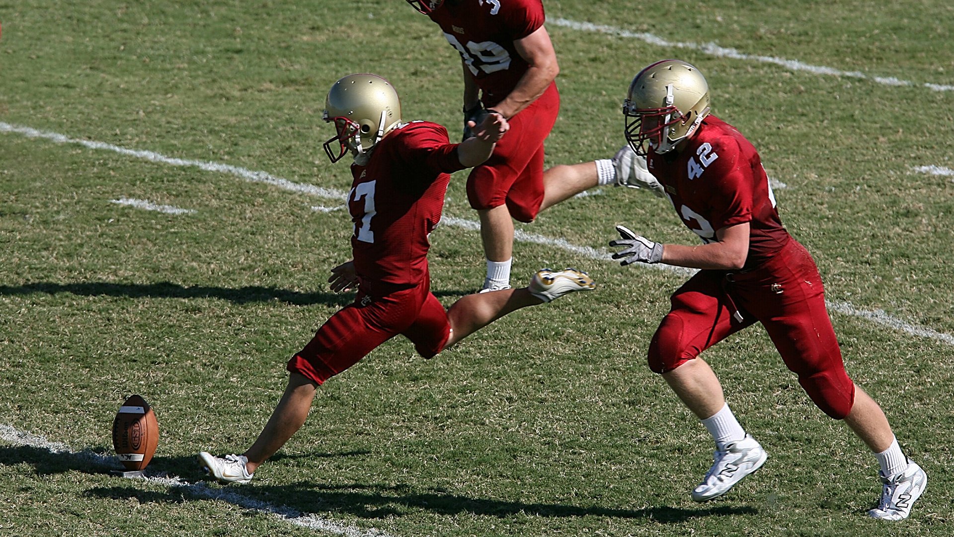 高空绳索荡秋千，速度与平衡的极致比拼，高空秋千绳索断裂